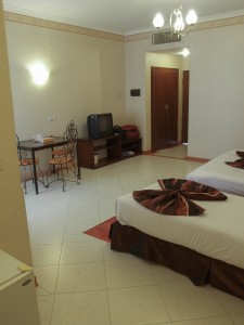 03 Parsian Safaiyeh Hotel   room  